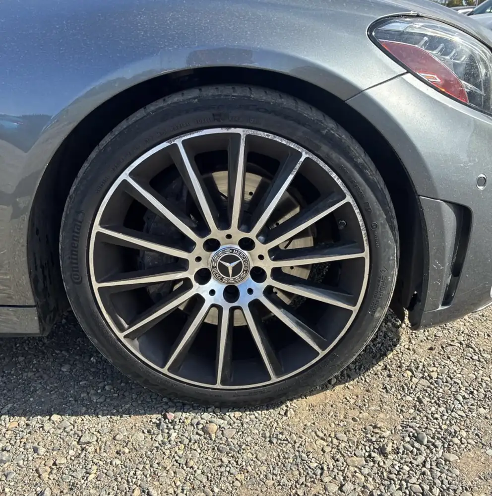 Mercedes-Benz C300 AMG 2020 photo 18