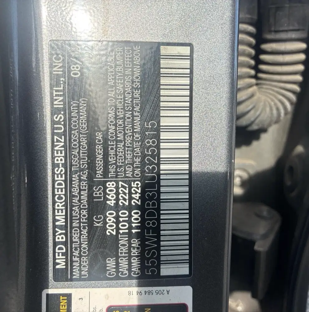 Mercedes-Benz C300 AMG 2020 photo 27
