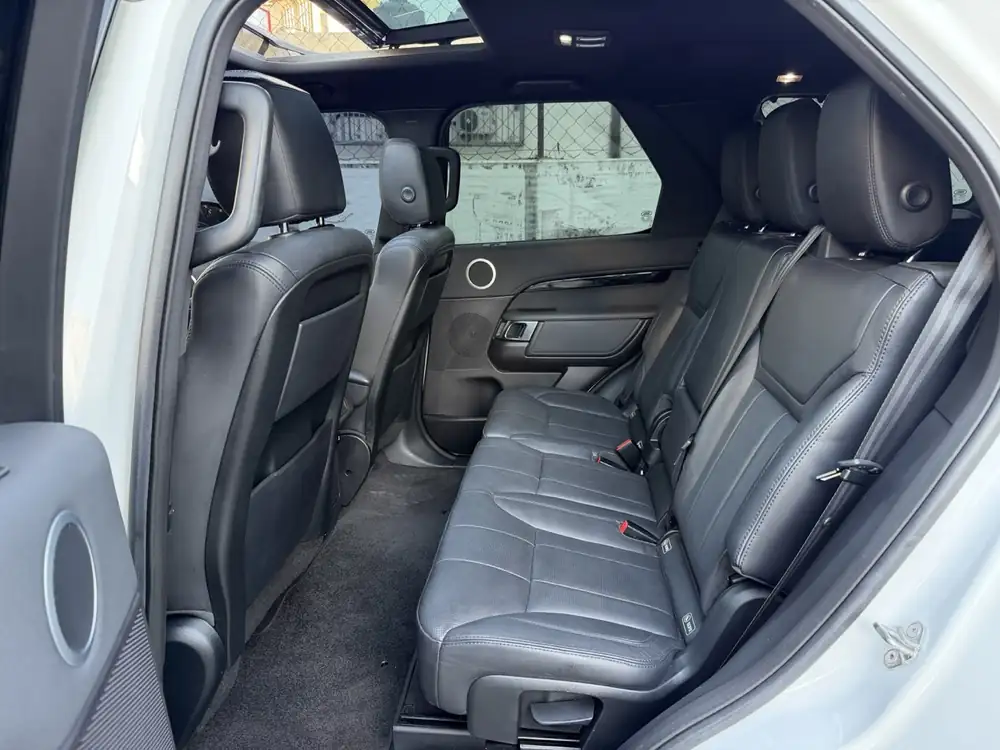 Land Rover Discovery SE 2018 photo 27