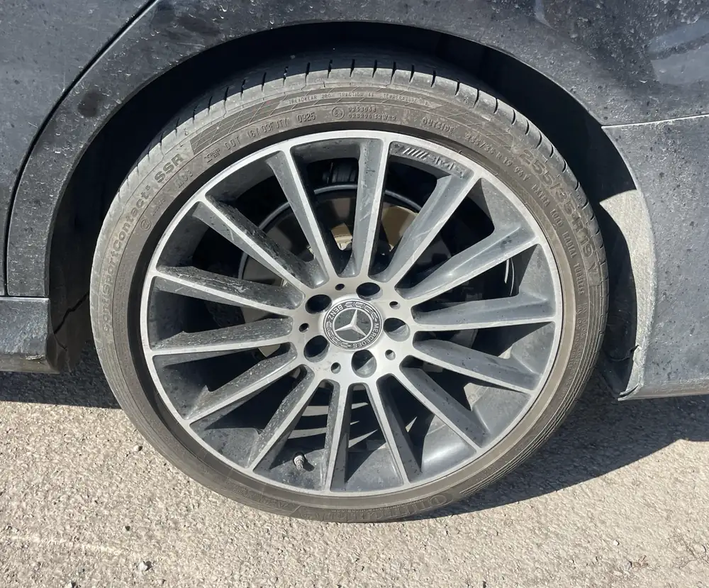 Mercedes-Benz C300 AMG 2019 photo 14