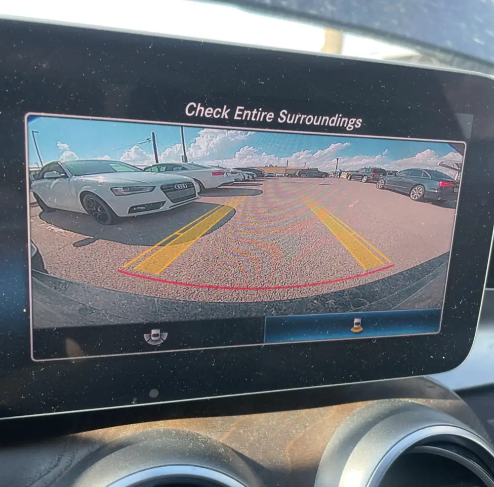 Mercedes-Benz C300 AMG 2019 photo 20