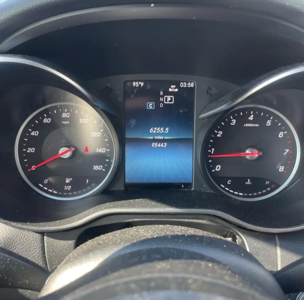 Mercedes-Benz C300 AMG 2019 photo 21