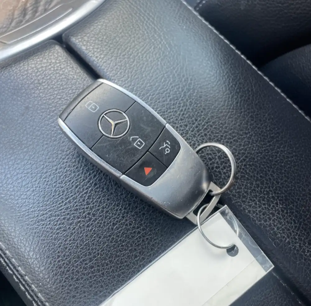 Mercedes-Benz C300 AMG 2019 photo 25