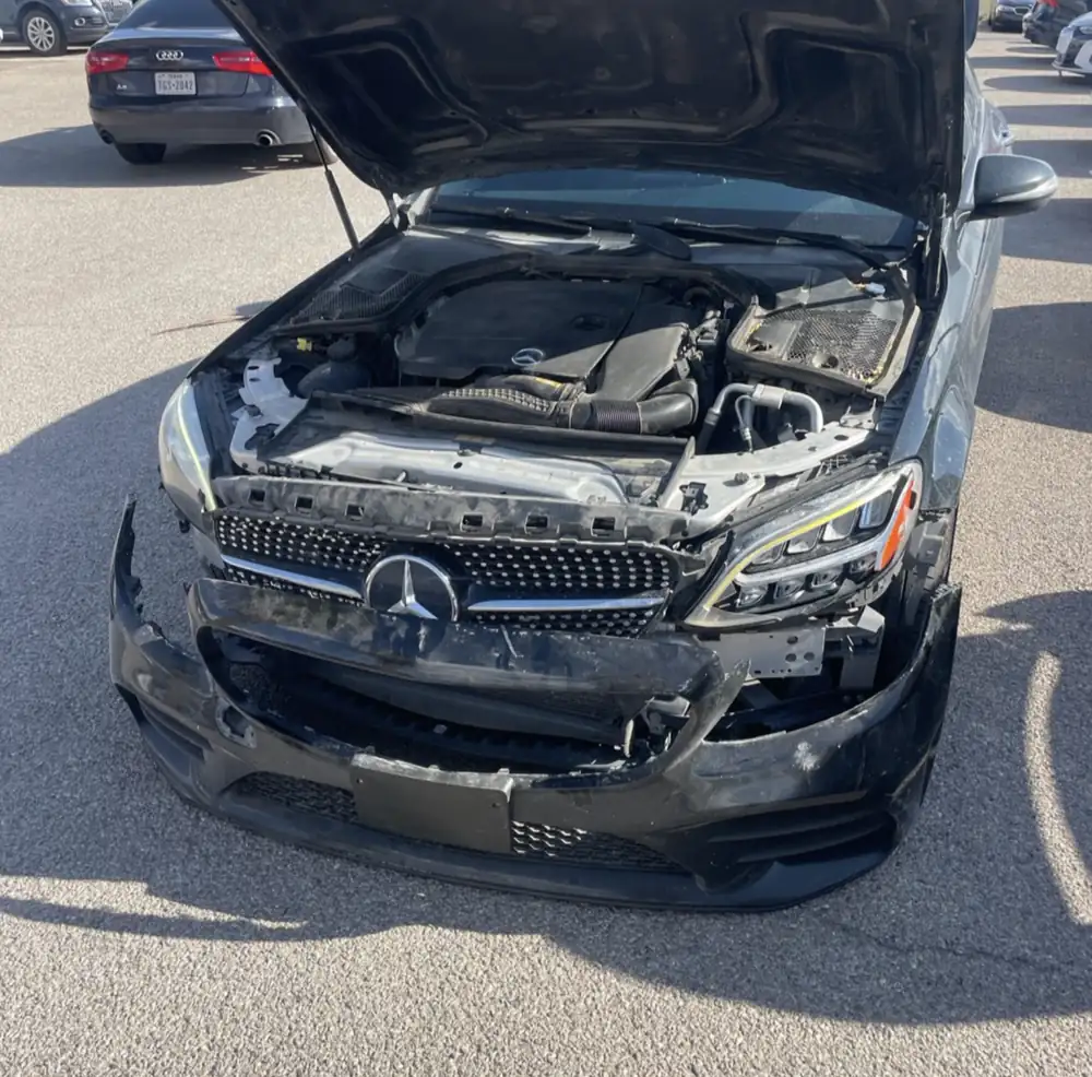Mercedes-Benz C300 AMG 2019 photo 27