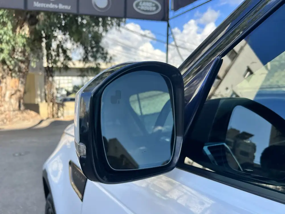 Land Rover Discovery HSE 2018 photo 16