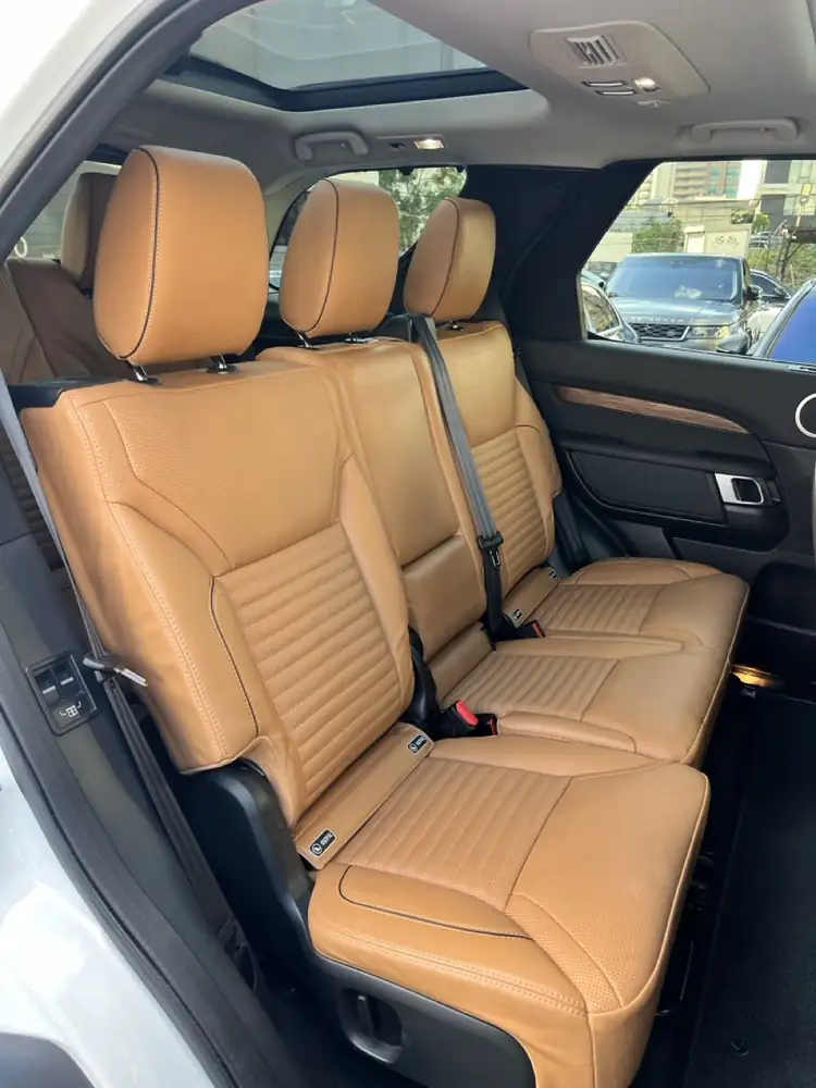 Land Rover Discovery HSE 2018 photo 27