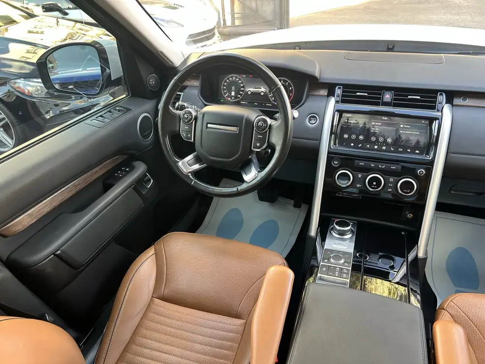 Land Rover Discovery HSE 2018 photo 33