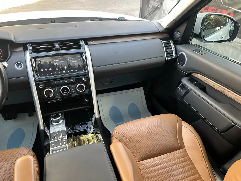 Land Rover Discovery HSE 2018 photo 34