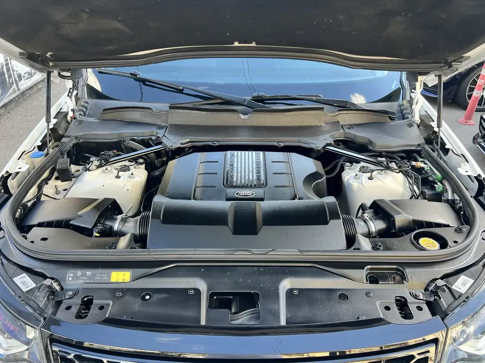 Land Rover Discovery HSE 2018 photo 41
