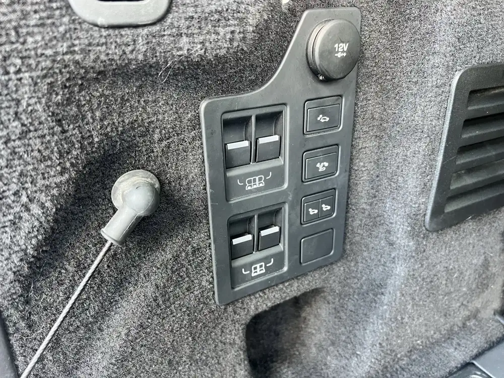 Land Rover Discovery HSE 2018 photo 44