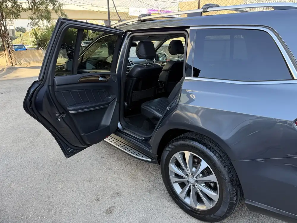 Mercedes-Benz GL 450 2013 photo 19