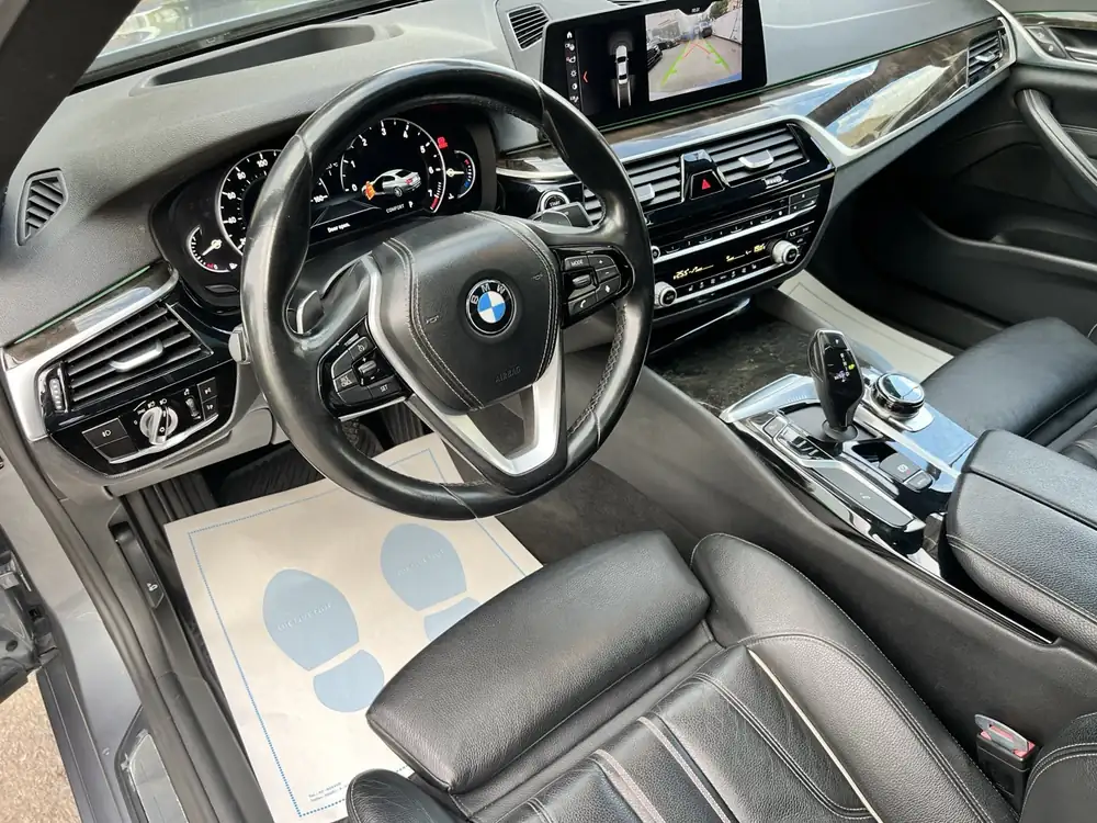BMW 530i 2017 photo 19