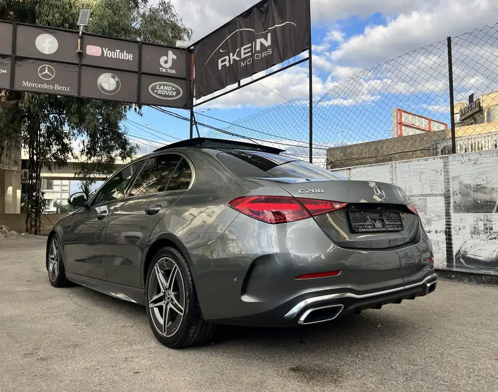 Mercedes-Benz C200 AMG 2022 photo 9