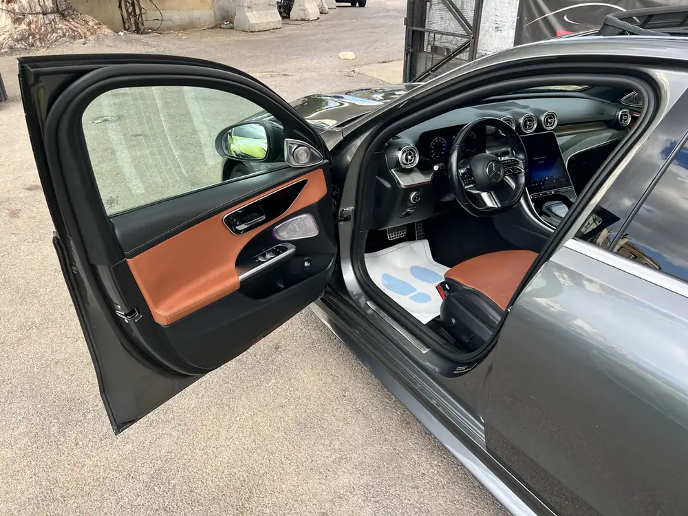 Mercedes-Benz C200 AMG 2022 photo 17