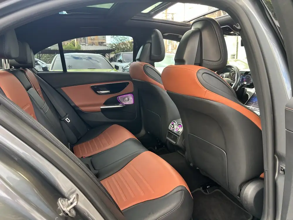 Mercedes-Benz C200 AMG 2022 photo 27