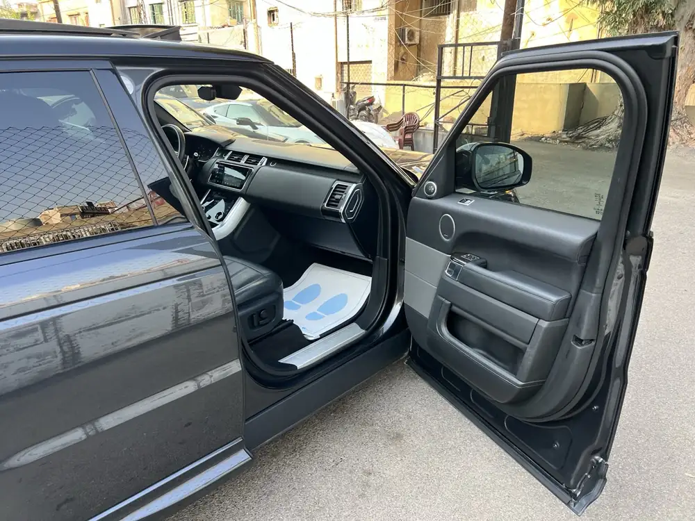Range Rover Sport V8 S.C Dynamic P525 HSE 2020 photo 17