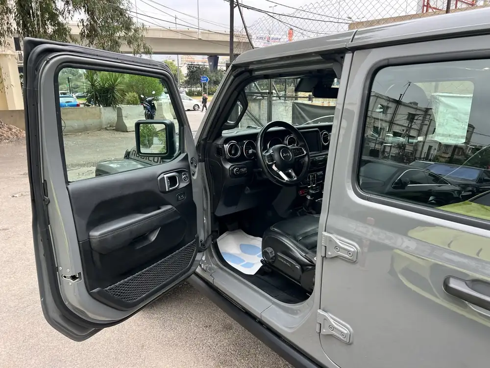 Jeep Wrangler Rubicon 392 V8 2022 photo 11