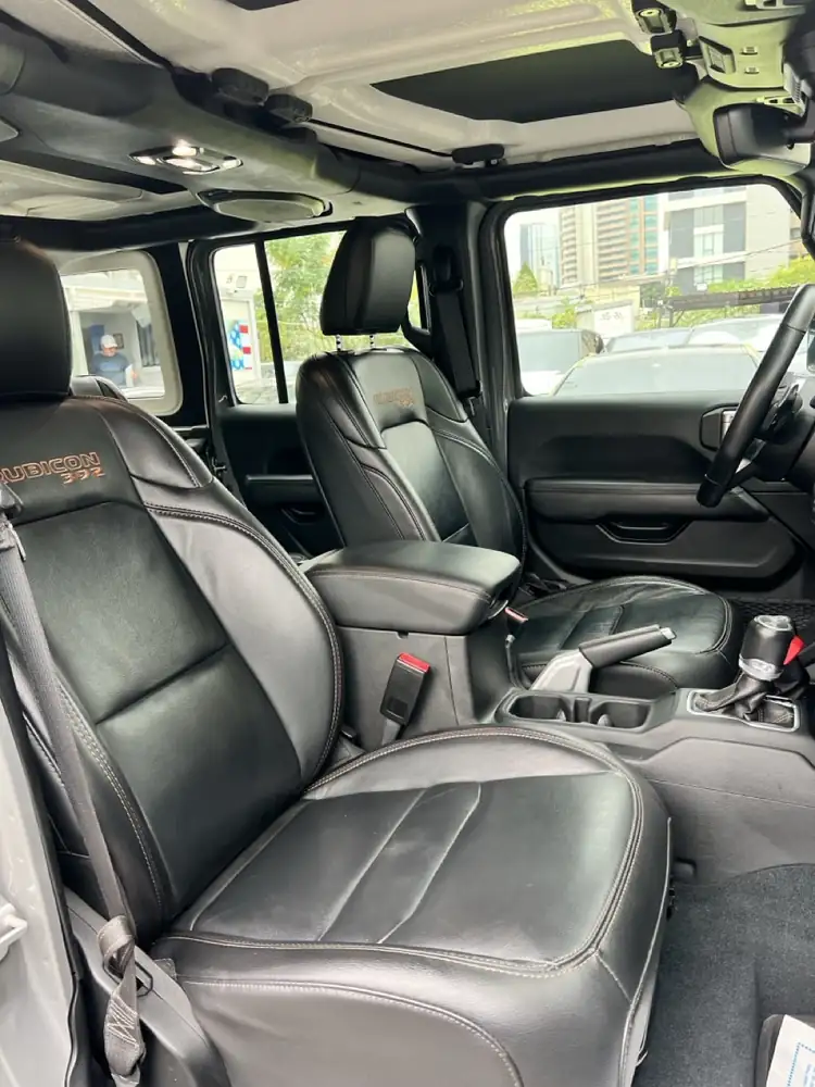 Jeep Wrangler Rubicon 392 V8 2022 photo 27