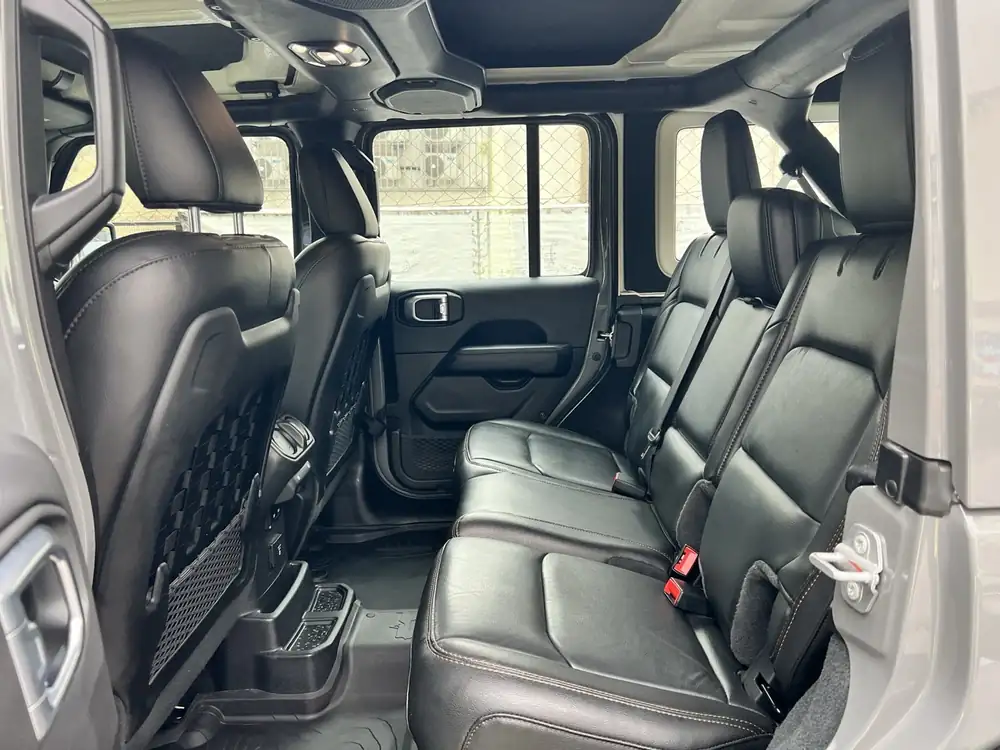 Jeep Wrangler Rubicon 392 V8 2022 photo 30